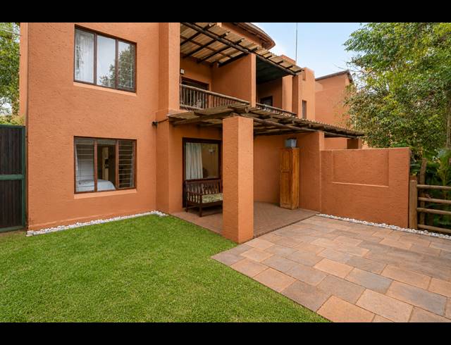 2 BEDROOM APARTMENT FOR SALE IN SUNNINGHILL